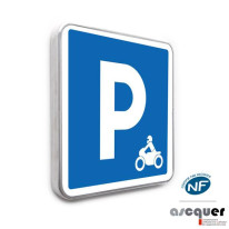 Panneau parking réservé aux motos