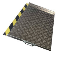 Rampe seuil en aluminium à damier