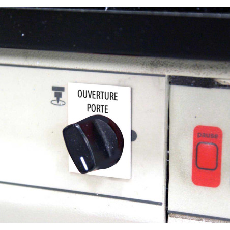 Etiquette bouton poussoir gravée Ouverture porte